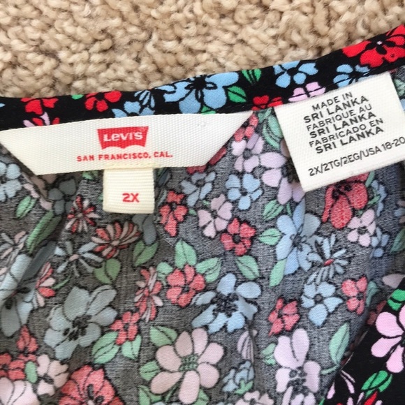 Levi’s 2X floral long sleeve front button blouse - Picture 7 of 12